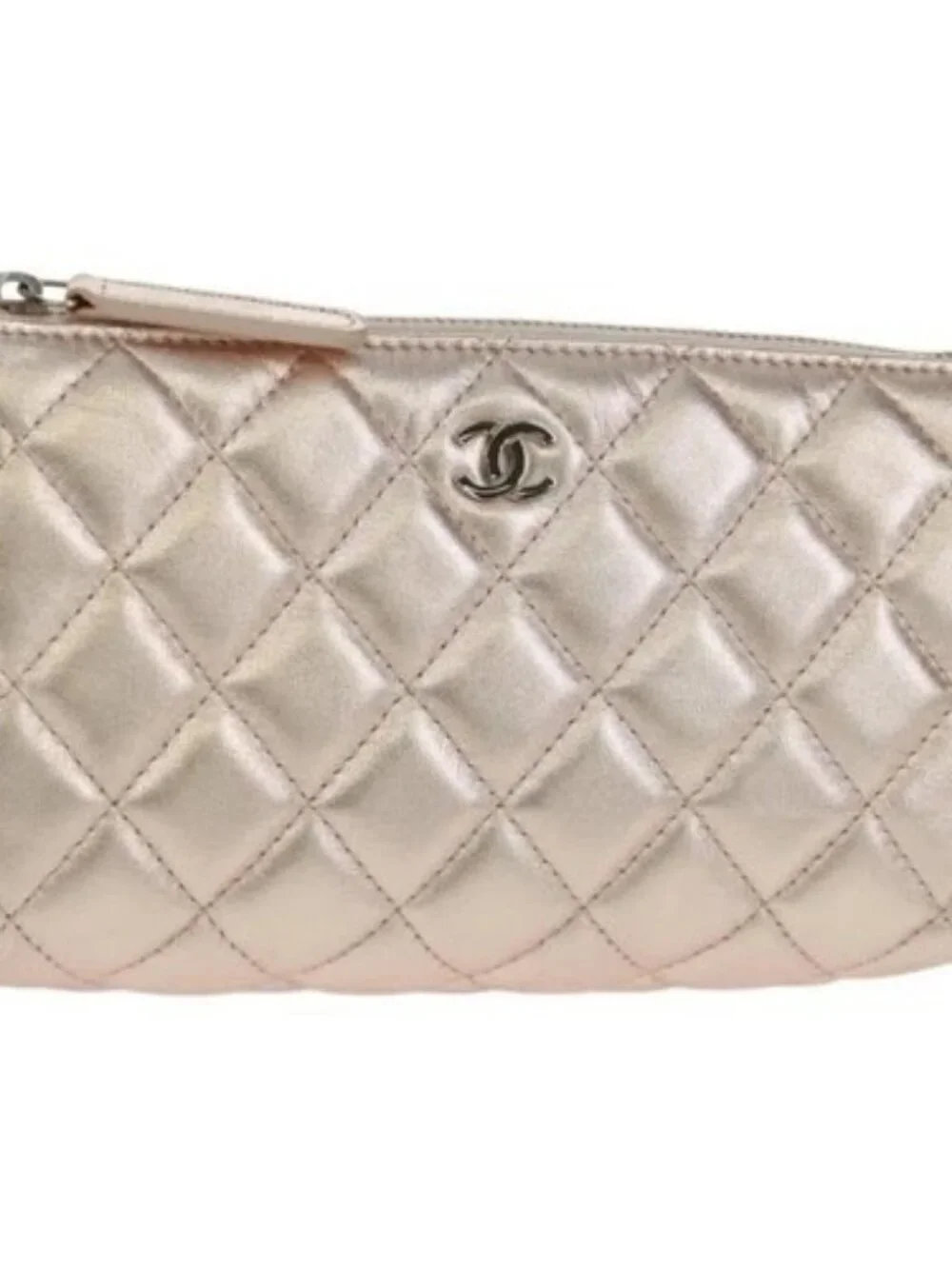 CHANEL Matelasse Pouch Lamb Skin Pink Silver CC Auth 166350SAM